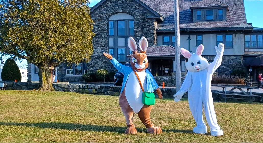 Free Photos with The Easter Bunny & Peter Rabbit